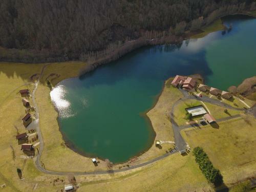 Les Roulottes Du Lac Des Graves