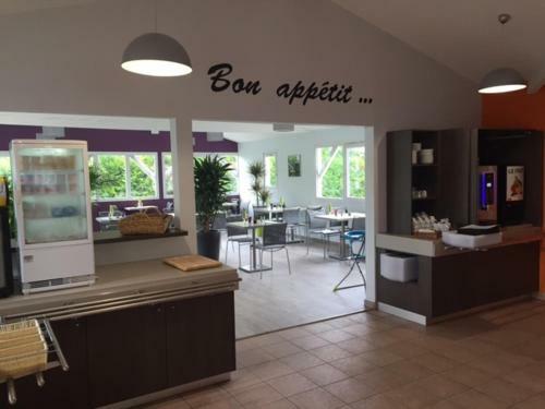 Hotel H�tel Balladins Troyes