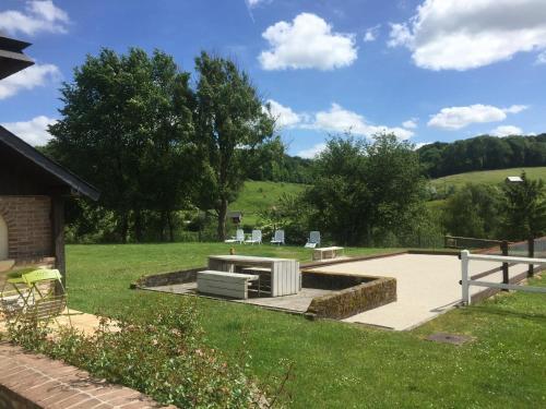 Bed & Breakfast Chambre D'h�te La Roseraie