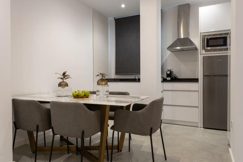 Apartamentos Bibo Suites Plaza Nueva