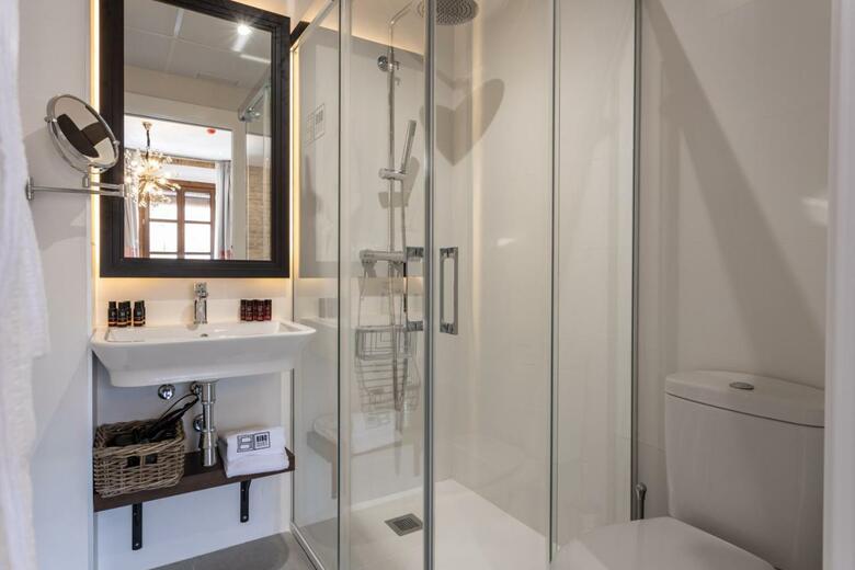 Apartamentos Bibo Suites Plaza Nueva