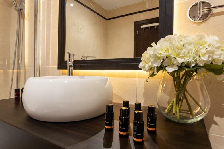 Apartamentos Bibo Suites Plaza Nueva