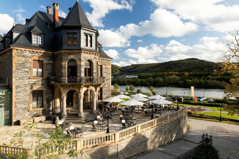 Hotel Schloss Lieser, Autograph Collection