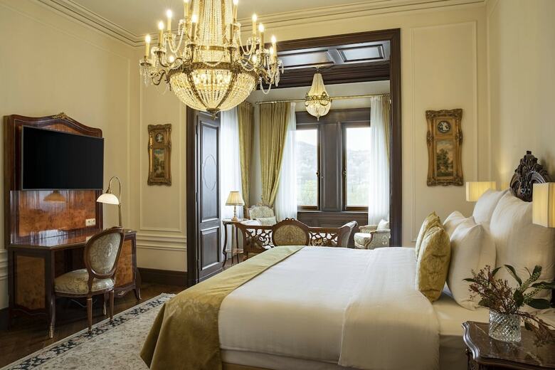 Hotel Schloss Lieser, Autograph Collection
