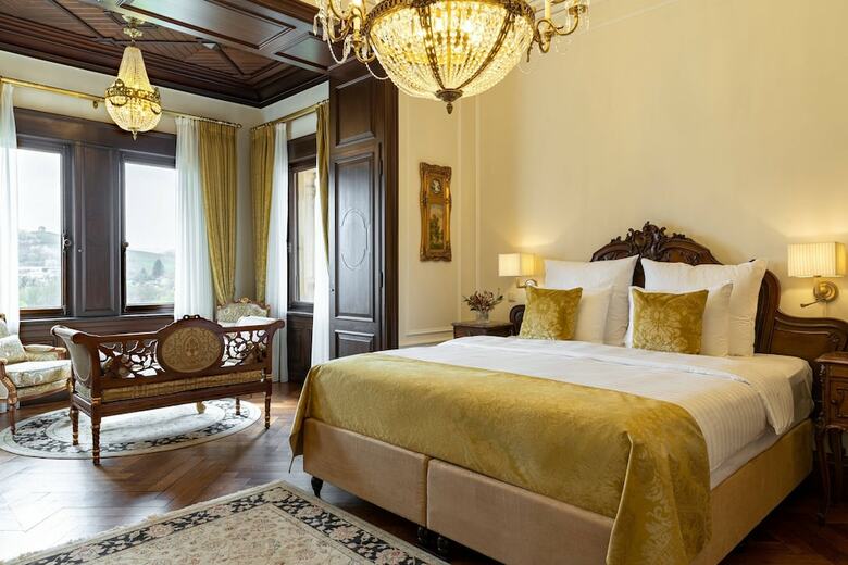 Hotel Schloss Lieser, Autograph Collection