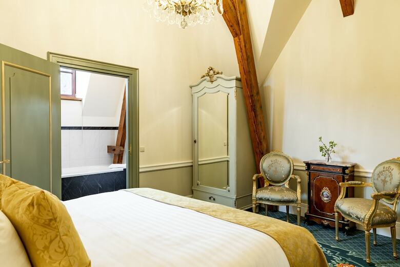 Hotel Schloss Lieser, Autograph Collection
