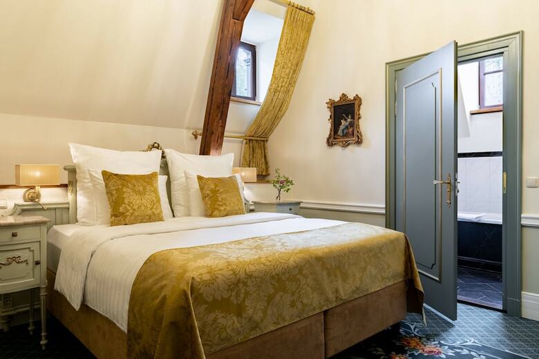 Hotel Schloss Lieser, Autograph Collection