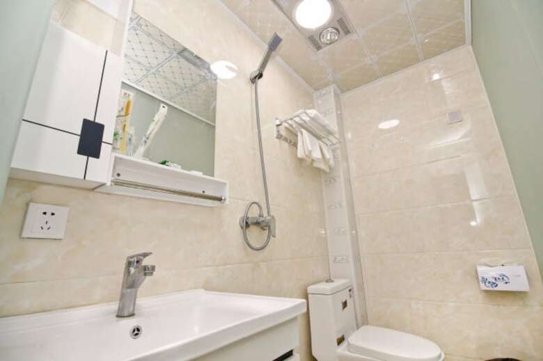 Xianyang Run 8 Business Hotel