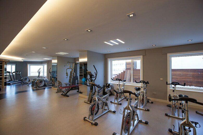 Apartamentos Home Club Torre Madrid Xli