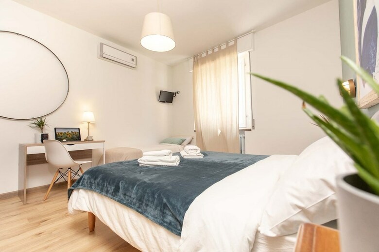 La Volpina Room And Breakfast