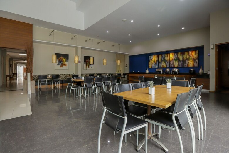Oyo 918 Hotel Senen Indah