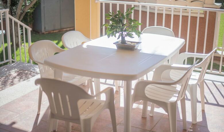 House Oliva 2 Km From The Beach (R76)