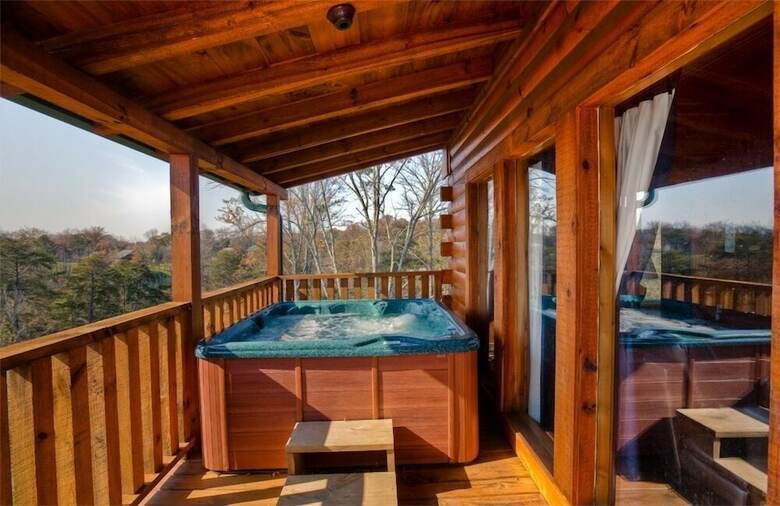 Mountain Lake Lodge - Five Bedroom Cabin