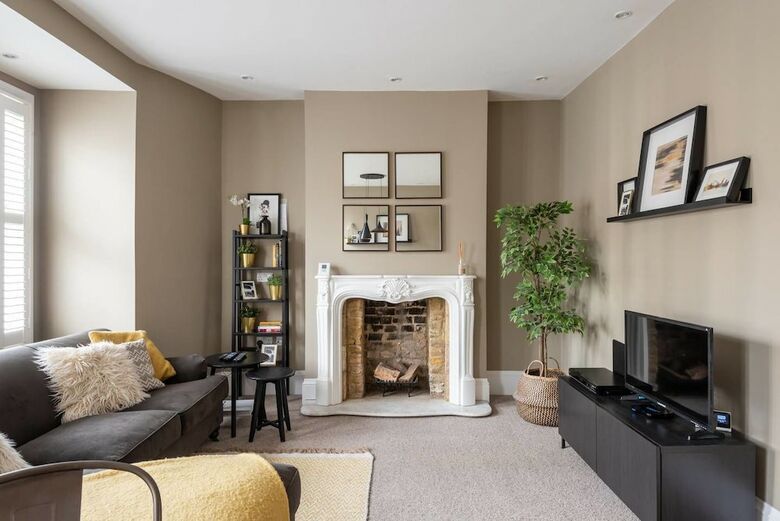 Apartamentos Beautifully Modern 2 Bedroom Flat For 4 Guests