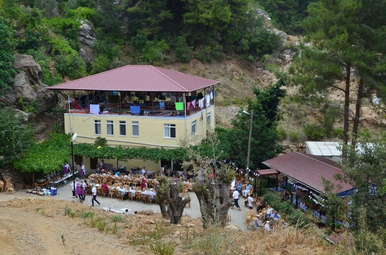 Hostal Zeytinada Pansiyon Ve Gozleme