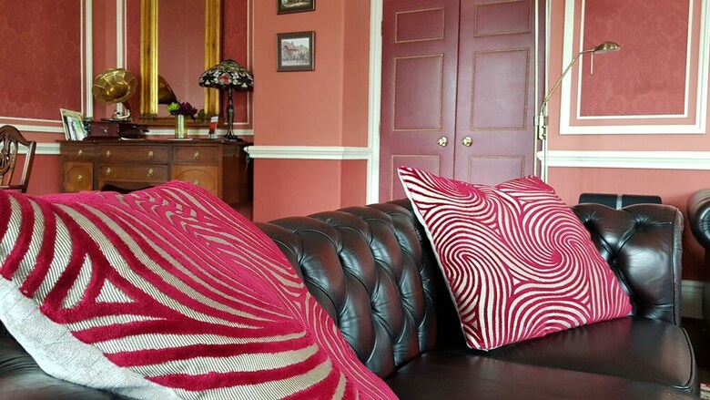 Gorgeous Royal Mile Mansion Apartment