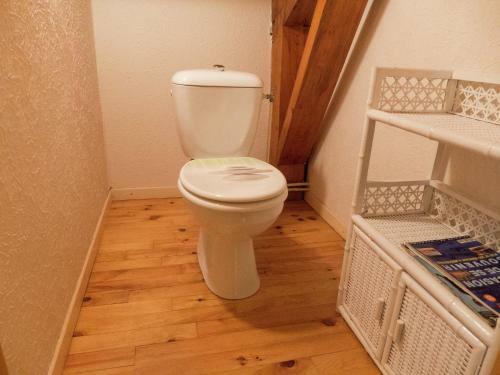 Entre Rivi�re Et For�t En Auvergne