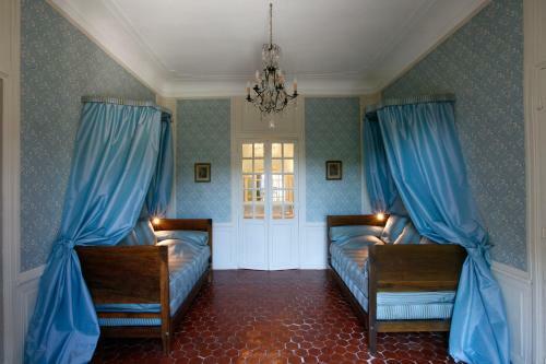 Bed & Breakfast Chateau De La Barben