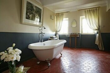 Bed & Breakfast Chateau De La Barben