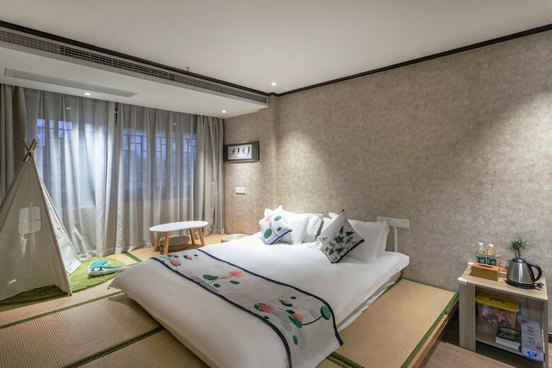 Hotel Suzhou Jade Snow Lodge