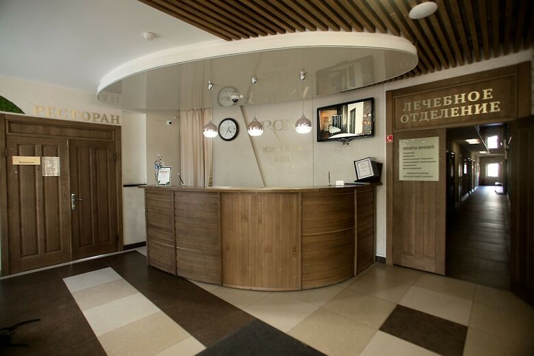 Crona Medical & Spa Hotel