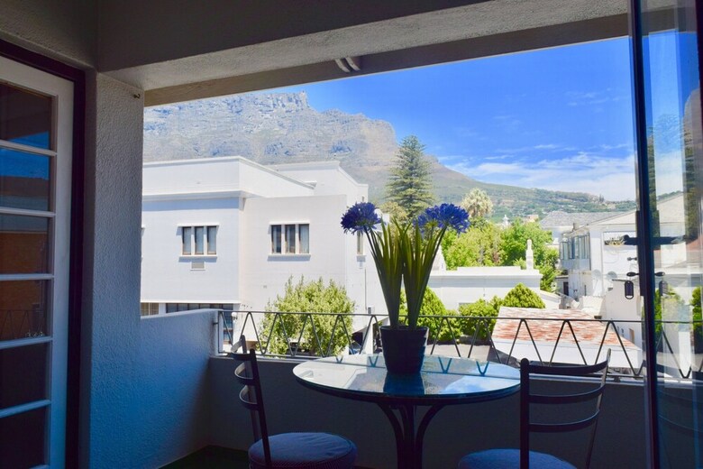 Apartamentos Well-located 2 Bedroom Flat In Gardens