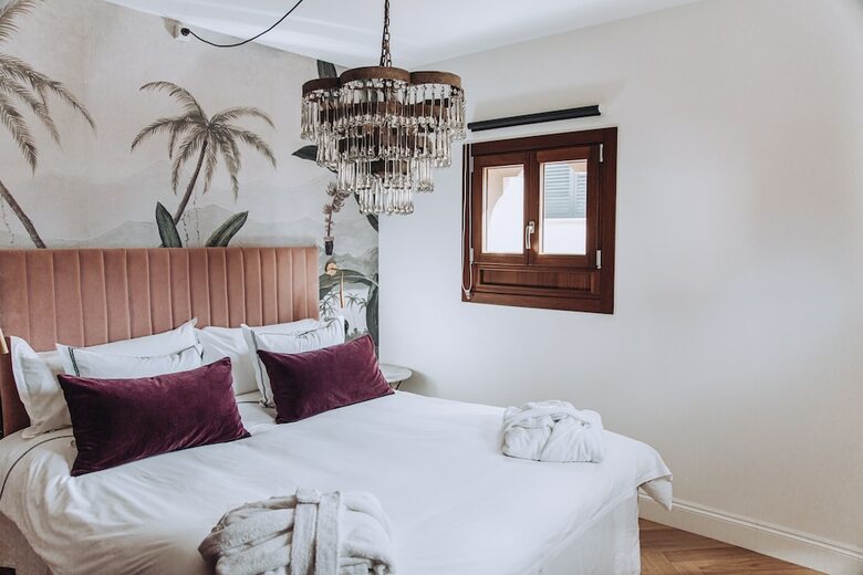 Hotel Ocho Suites & Kitchen