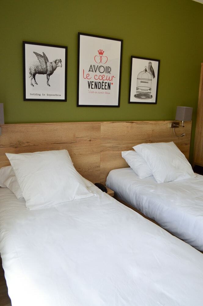 Ax Hotel