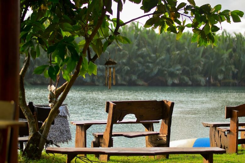 Hotel Oyo 961 Shane Josa Resort