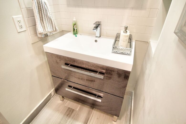 The Grand Condos By Edgewater One Ir