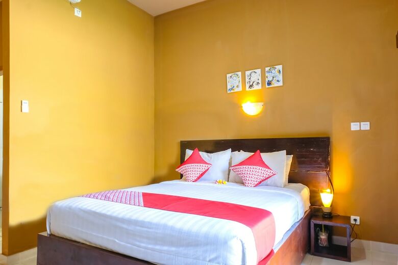 Hotel Oyo 992 Semilir Senggigi Inn