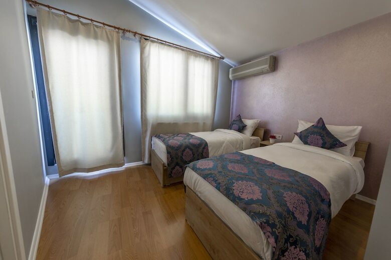 Hotel Royal Taksim Suites