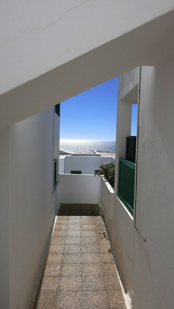 Apartamentos Puerto Del Carmen With Sea Views