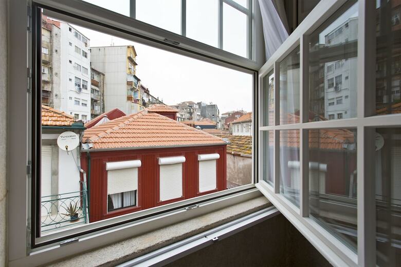 Rva S�o Jo�o Novo Apartments