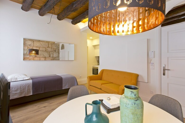 Rva S�o Jo�o Novo Apartments