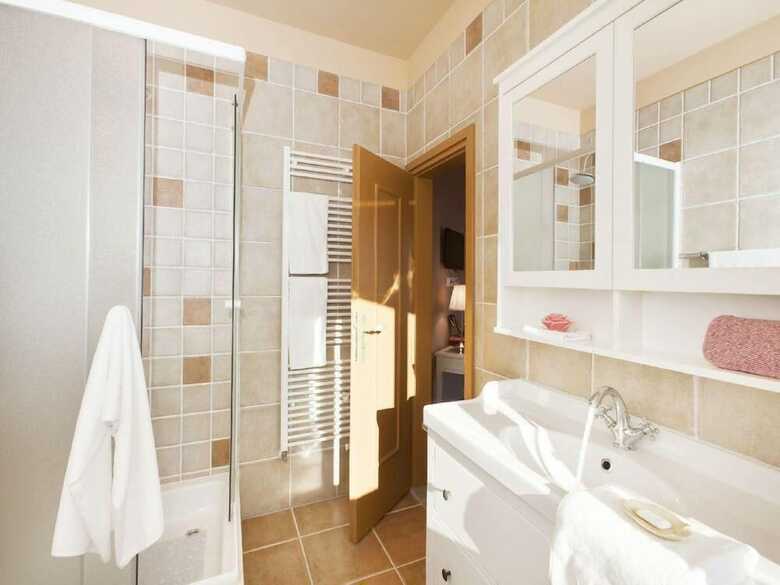 Villas Modena & Luxoria
