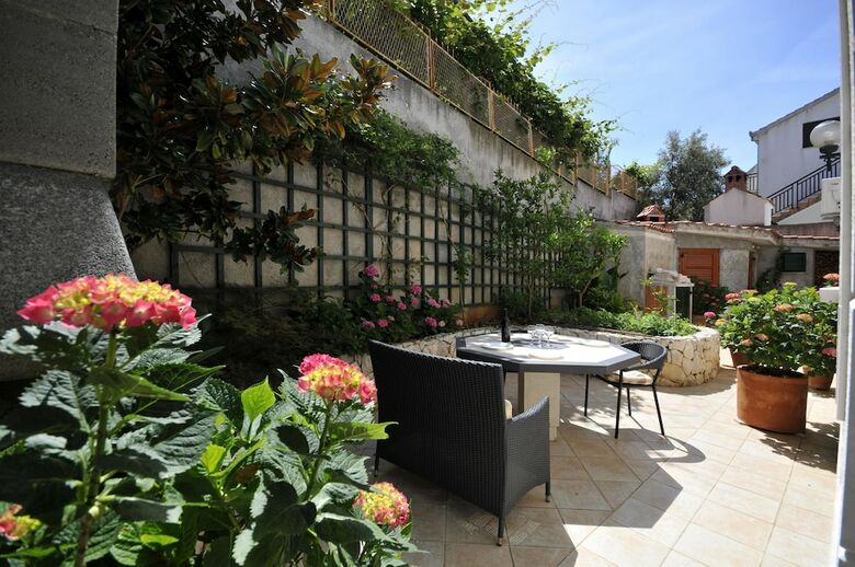 Apartments Ivana-mira