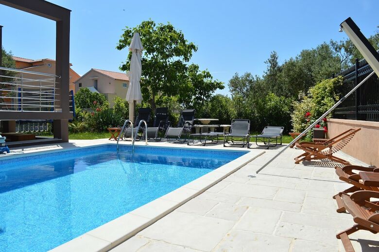 Holiday House Tina Tribunj