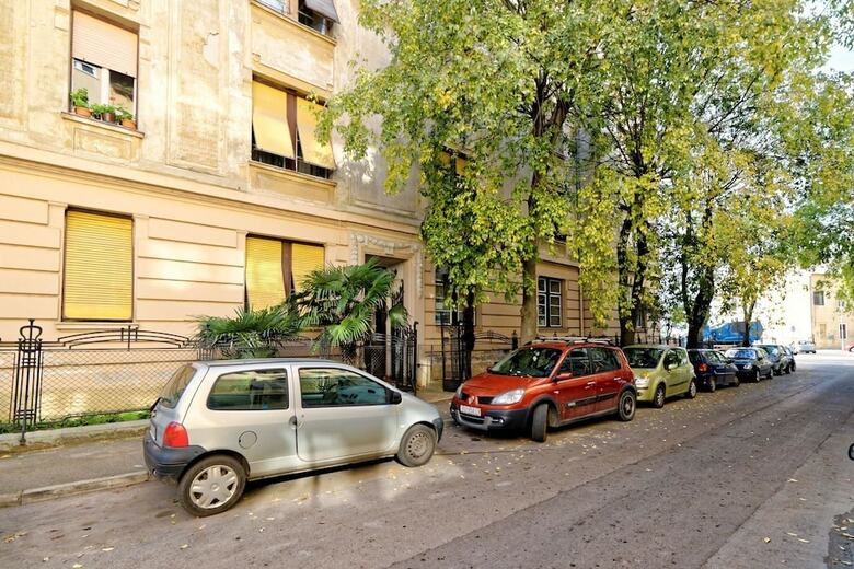Apartment Arena Akvileia / One Bedroom
