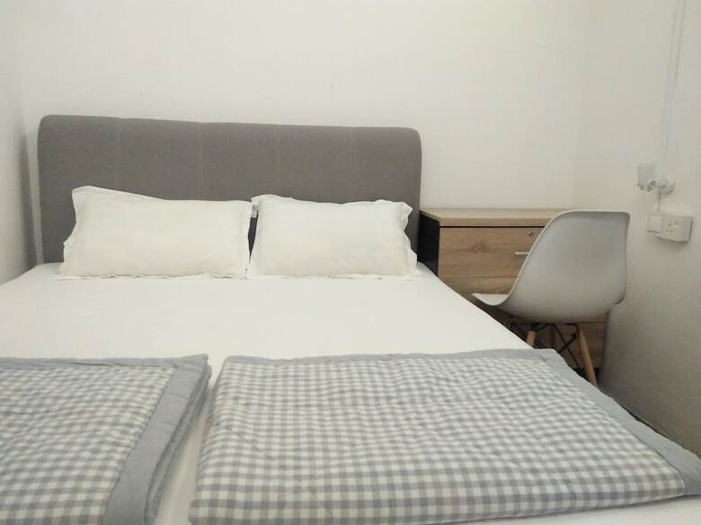 Hostal Spot On 89708 Sydney Backpackers Melaka