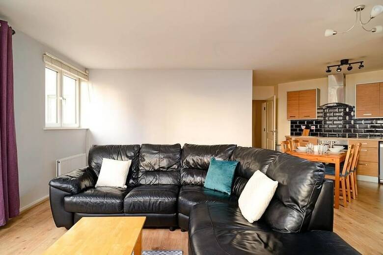Wonderful Apartment Nr Central Edinburgh