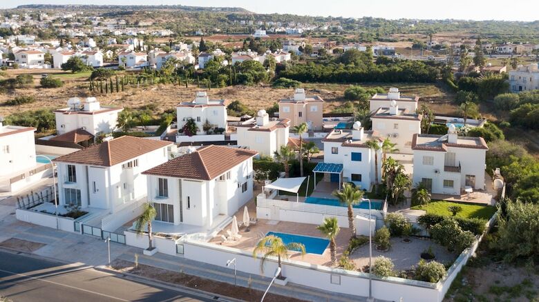 Pernera Family Villas