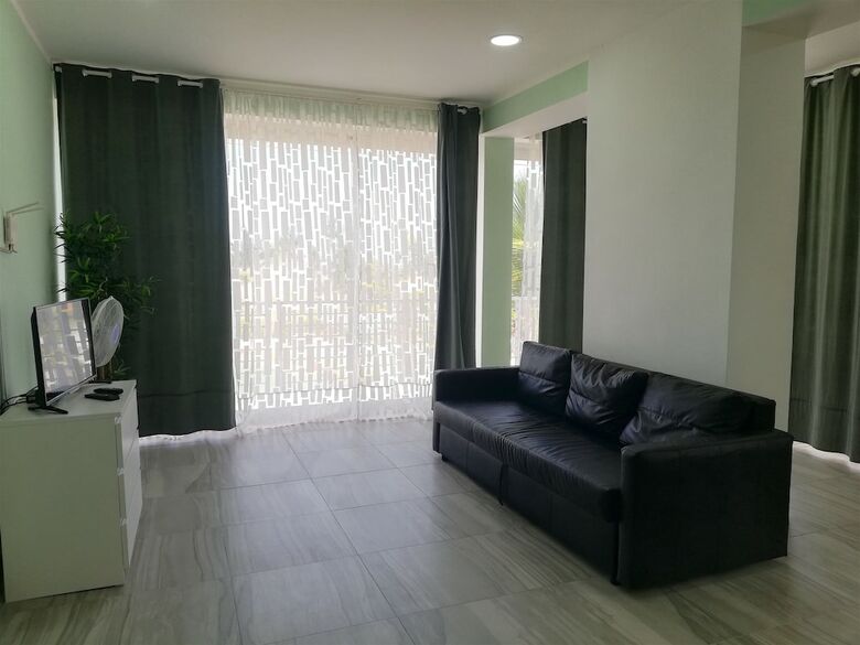 Hotel Coral Suites Beach Club & Spa