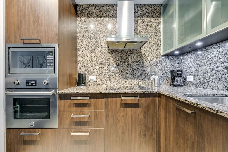 Apartamentos Premier Financial District Suites