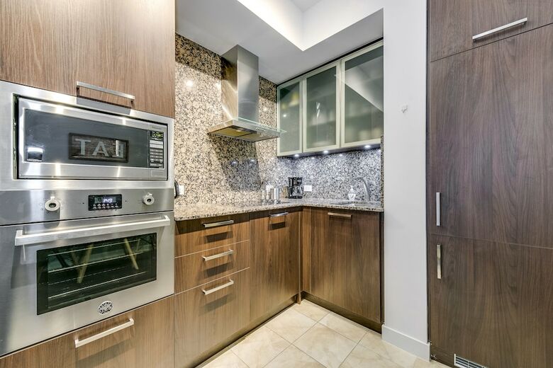 Apartamentos Premier Financial District Suites