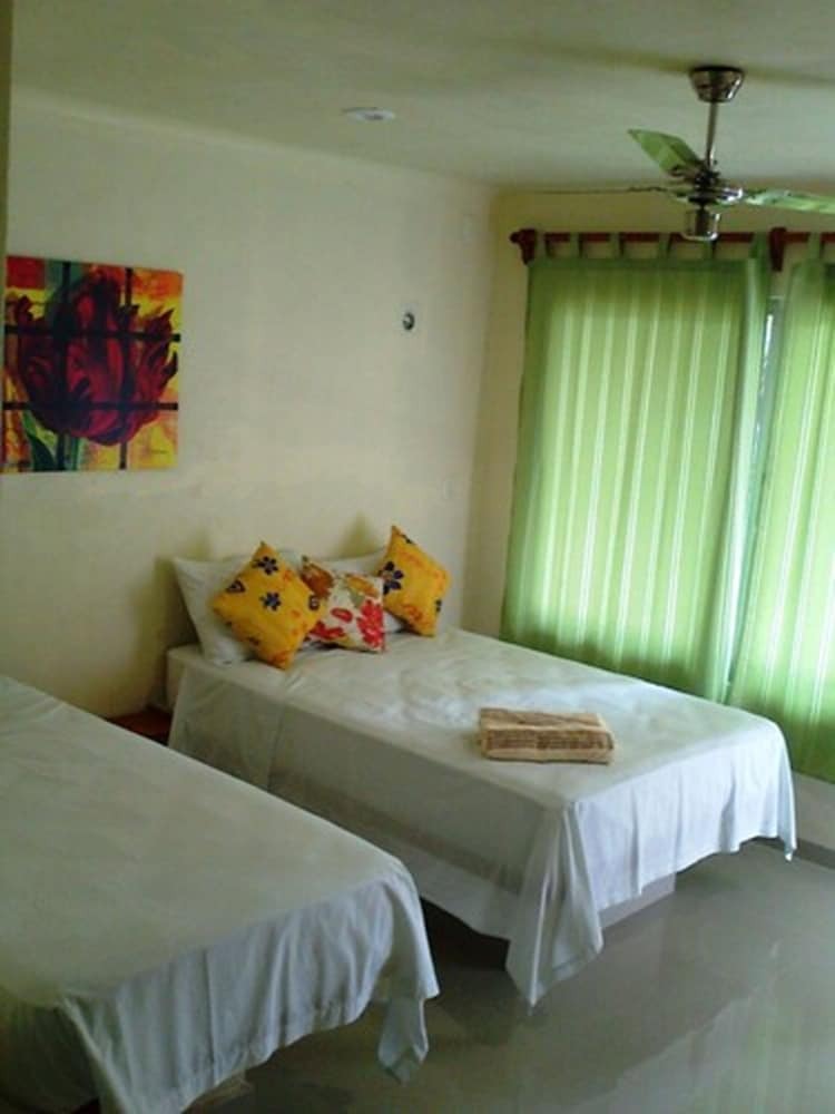 Hotel Las Caba�as Del Doctor
