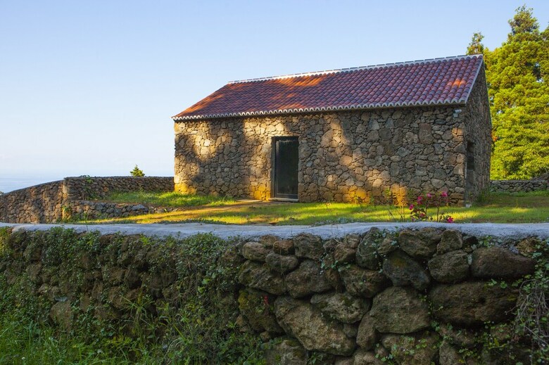 Posada Caparica Azores Ecolodge
