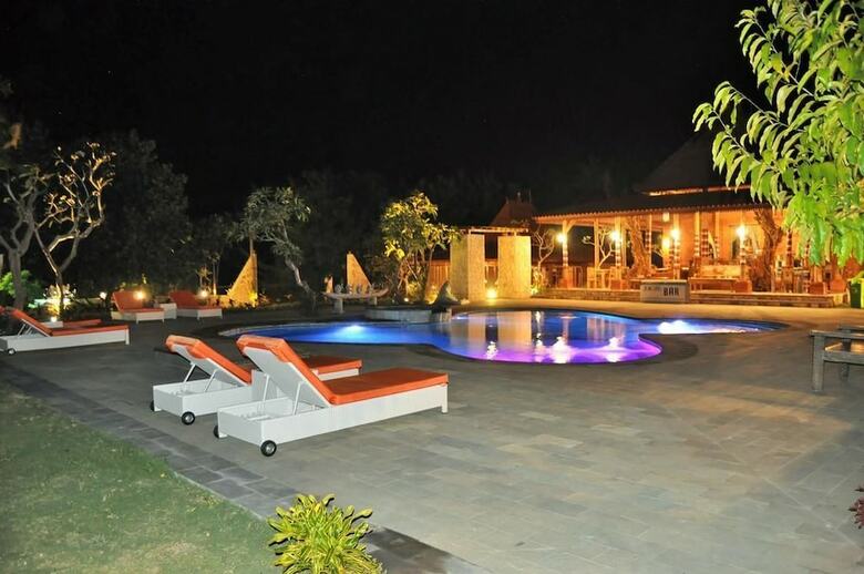 Hotel Jukung Cottage Beach Bar And Restaurant