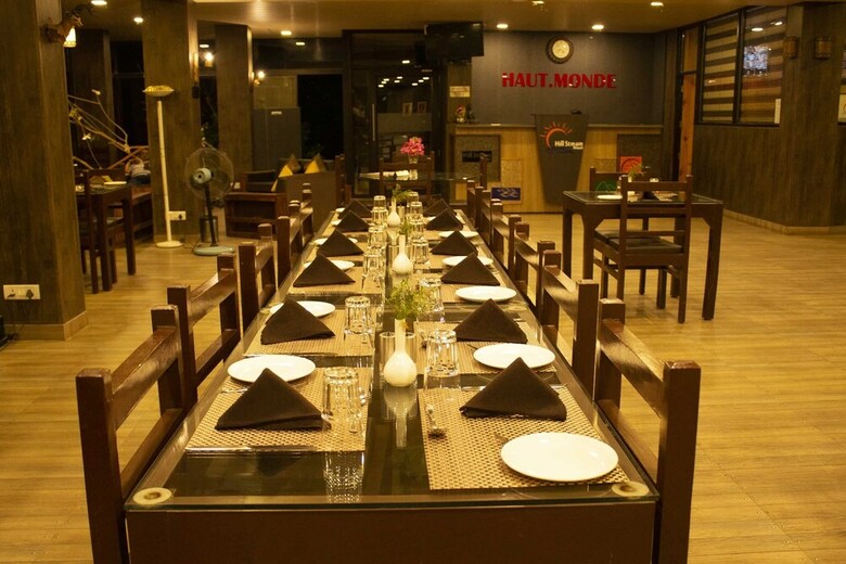 Hotel Haut Monde Hill Stream Resort