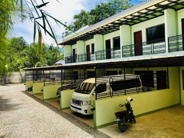 Apartamentos Rona's Townhouses